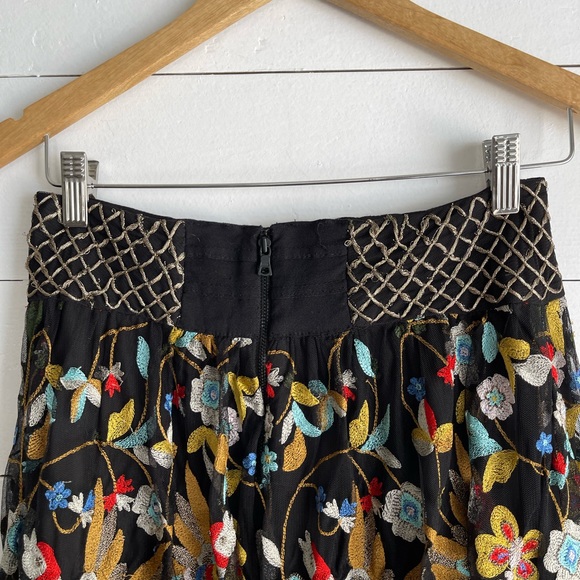 Alice + Olivia Kamryn Floral Fringe-Trim Maxi Skirt, Black/Multicolor size 2 - Picture 8 of 14